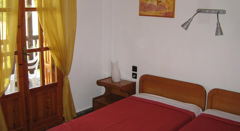 Panormos Palace Hotel Kültér fotó